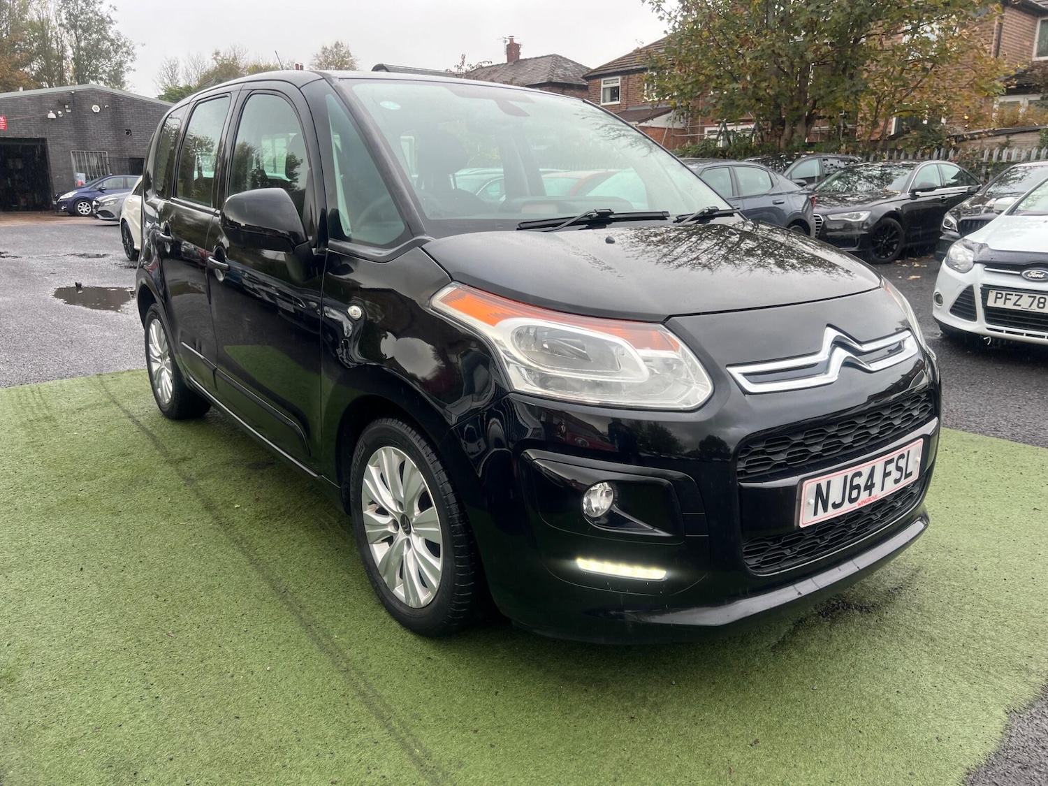 Used Citroen C3 Picasso 2014 for sale - 76361001: Photo 1