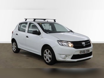 Used Dacia Sandero 2016 for sale - 77090849: Photo