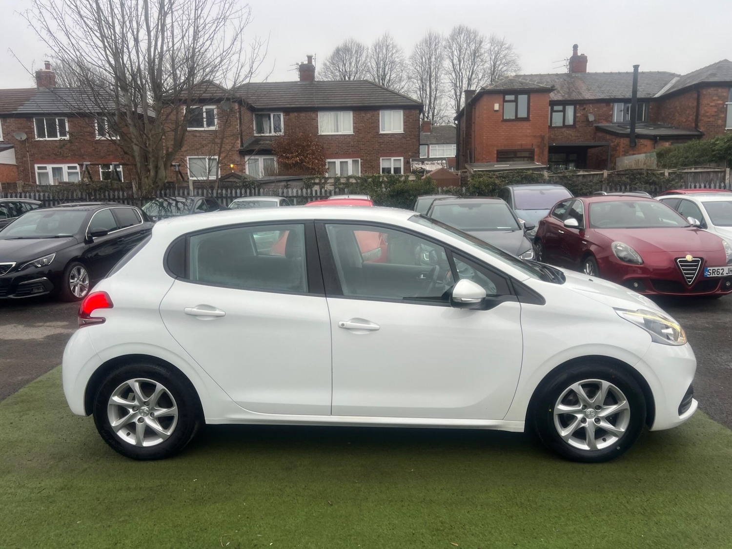 Used Peugeot 208 2018 for sale - 77344876: Photo 31