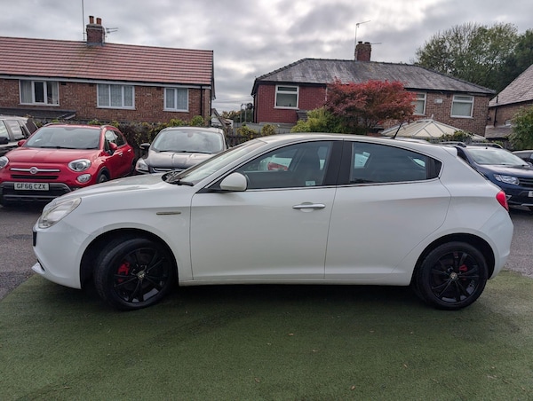 Used Alfa Romeo Giulietta 2011 for sale - 76215030: Photo 13