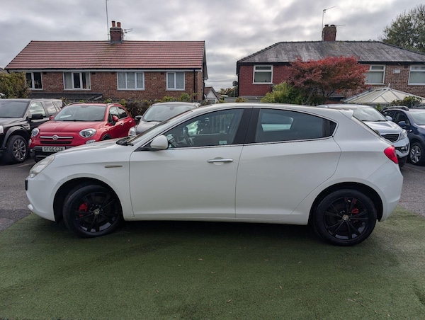 Used Alfa Romeo Giulietta 2011 for sale - 76215030: Photo 14