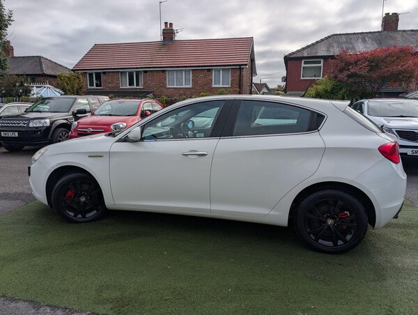 Used Alfa Romeo Giulietta 2011 for sale - 76215030: Photo 15