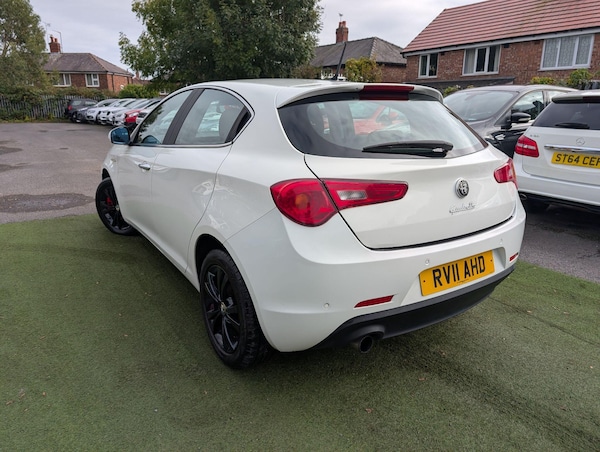 Used Alfa Romeo Giulietta 2011 for sale - 76215030: Photo 19
