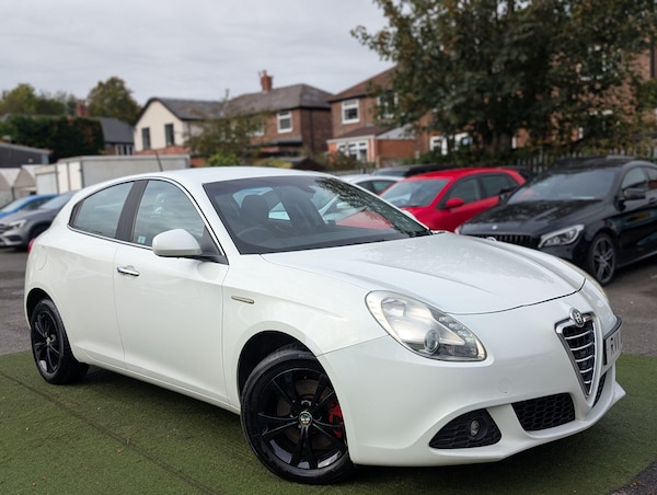 Used Alfa Romeo Giulietta 2011 for sale - 76215030: Photo 1