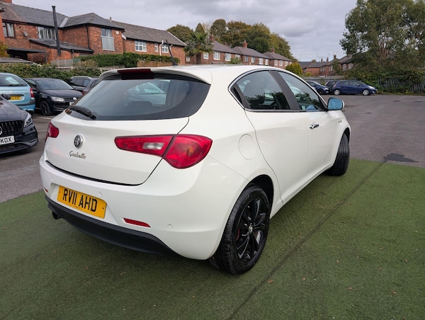 Used Alfa Romeo Giulietta 2011 for sale - 76215030: Photo 24