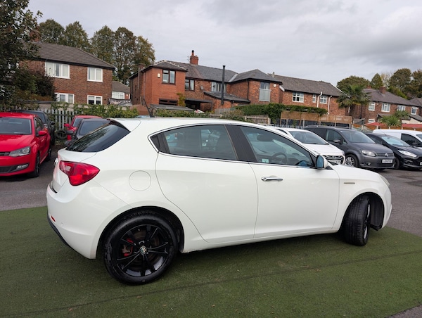 Used Alfa Romeo Giulietta 2011 for sale - 76215030: Photo 27