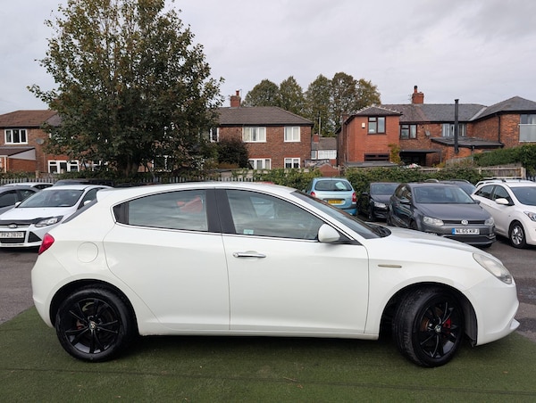 Used Alfa Romeo Giulietta 2011 for sale - 76215030: Photo 28