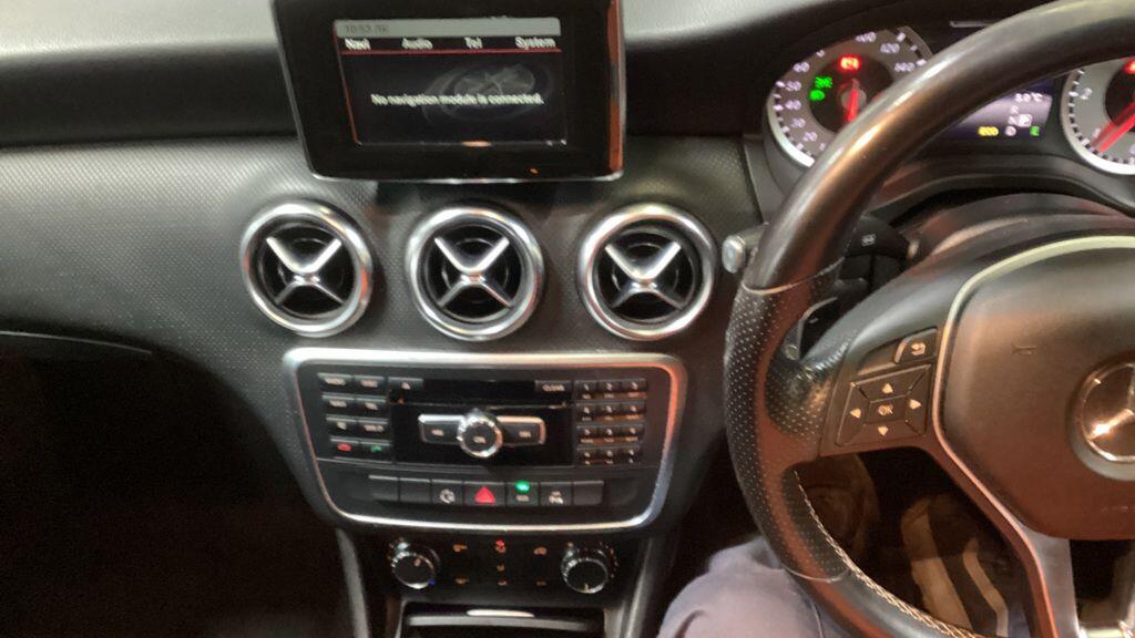 Used Mercedes-Benz A-Class 2014 for sale - 77253638: Photo 17