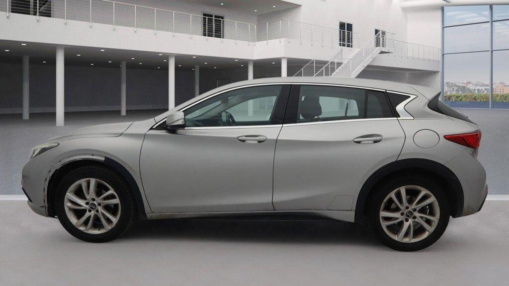 Used Infiniti Q30 2016 for sale - 77279716: Photo 18