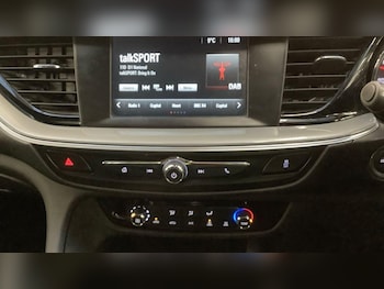 Used Vauxhall Insignia 2017 for sale - 77305059: Photo