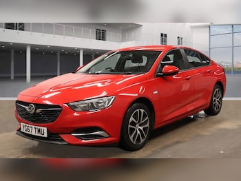 Used Vauxhall Insignia 2017 for sale - 77305059: Photo