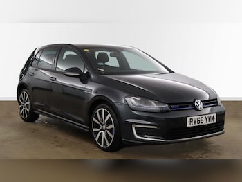 Used Volkswagen Golf 2016 for sale - 77020935: Photo
