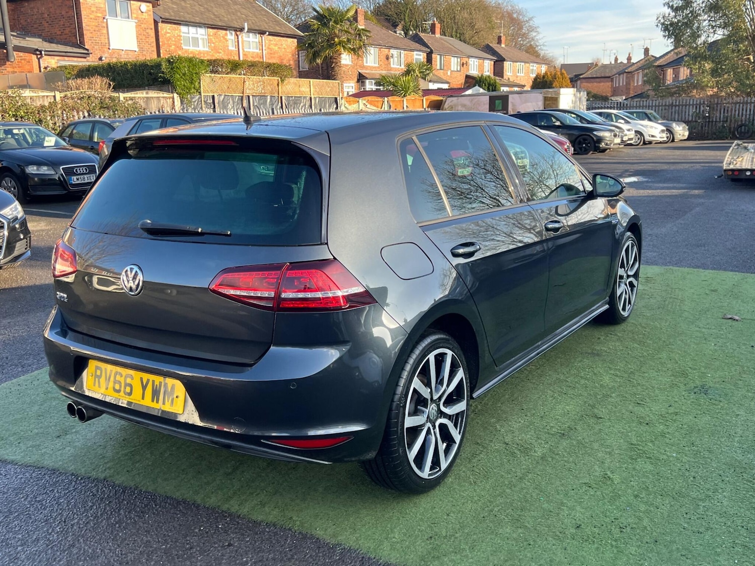 Used Volkswagen Golf 2016 for sale - 77020935: Photo 33