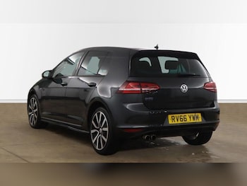 Used Volkswagen Golf 2016 for sale - 77020935: Photo