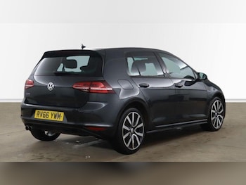 Used Volkswagen Golf 2016 for sale - 77020935: Photo