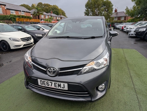Used Toyota Verso 2017 for sale - 76158986: Photo 12