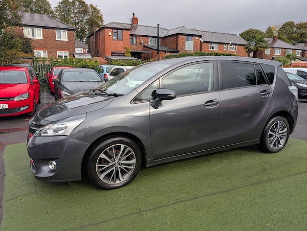 Used Toyota Verso 2017 for sale - 76158986: Photo 16