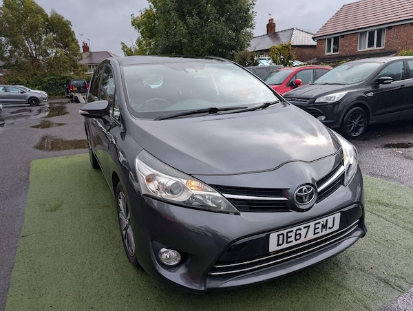 Used Toyota Verso 2017 for sale - 76158986: Photo 9