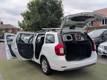 Used Dacia Logan MCV 2019 for sale - 76472467: Photo