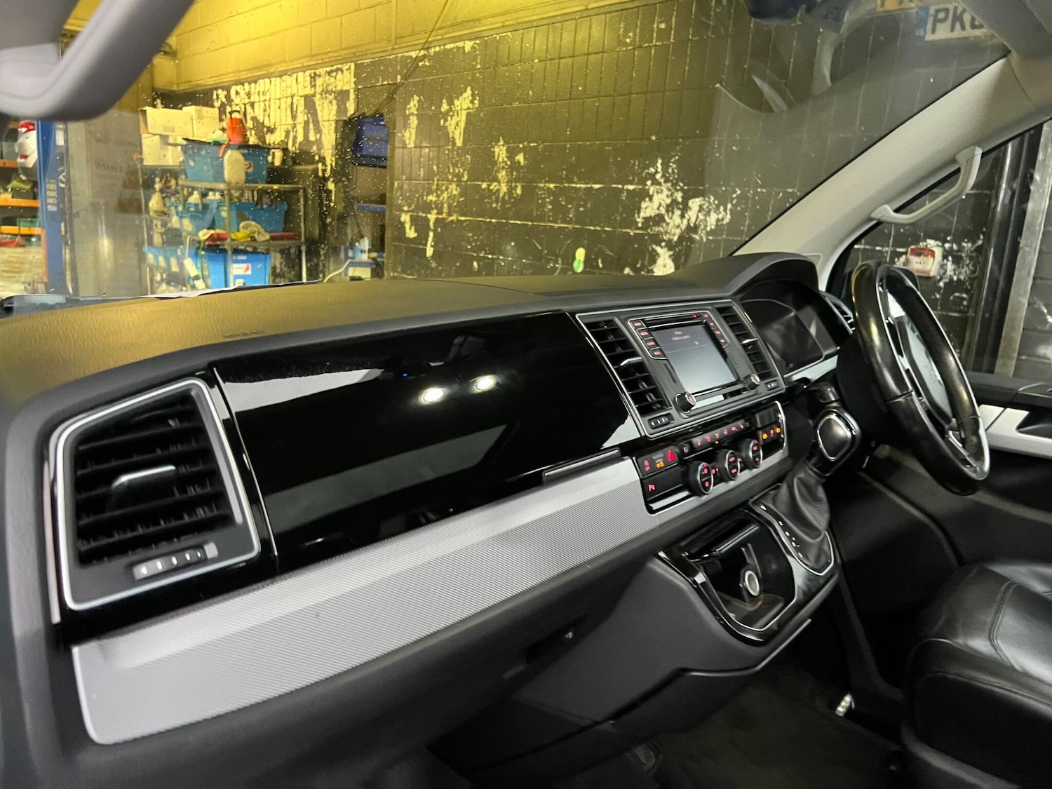 Used Volkswagen Caravelle 2016 for sale - 76701103: Photo 100