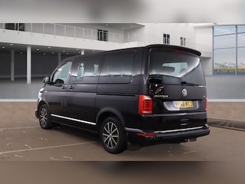 Used Volkswagen Caravelle 2016 for sale - 76701103: Photo