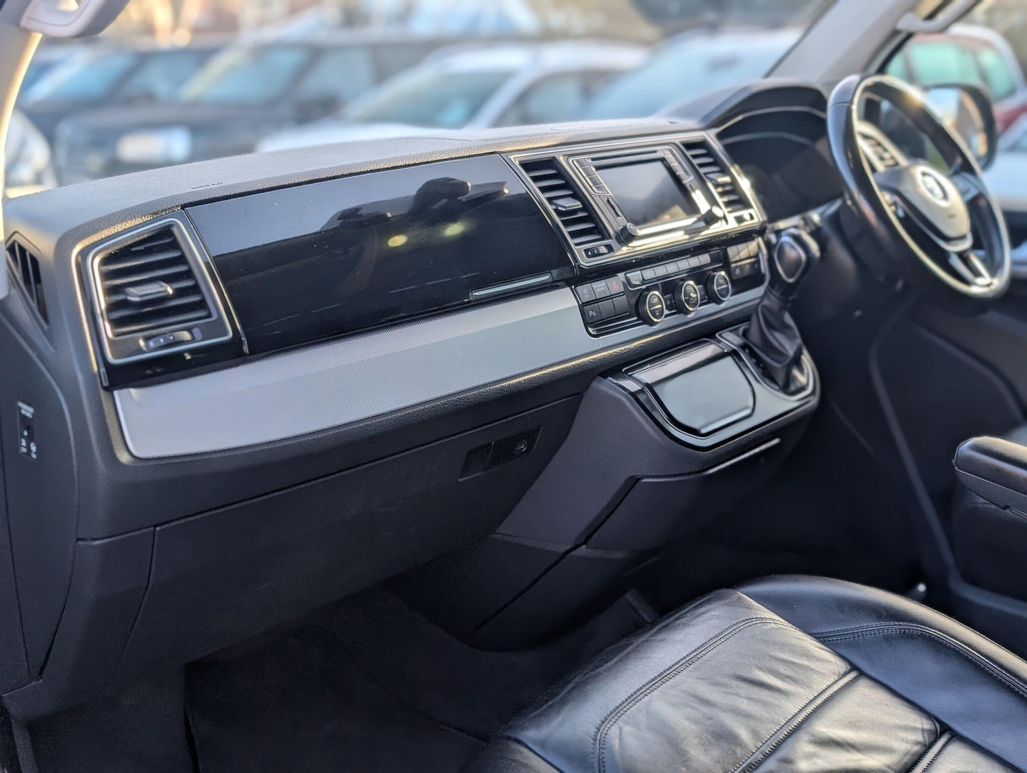 Used Volkswagen Caravelle 2016 for sale - 76701103: Photo 55