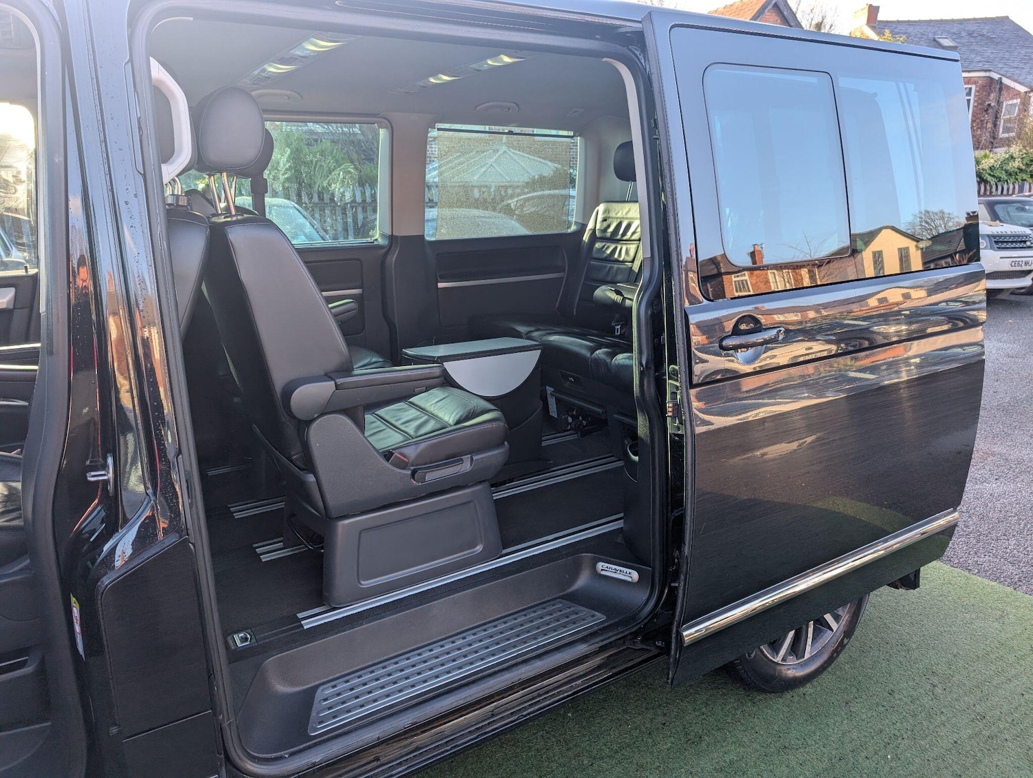 Used Volkswagen Caravelle 2016 for sale - 76701103: Photo 59