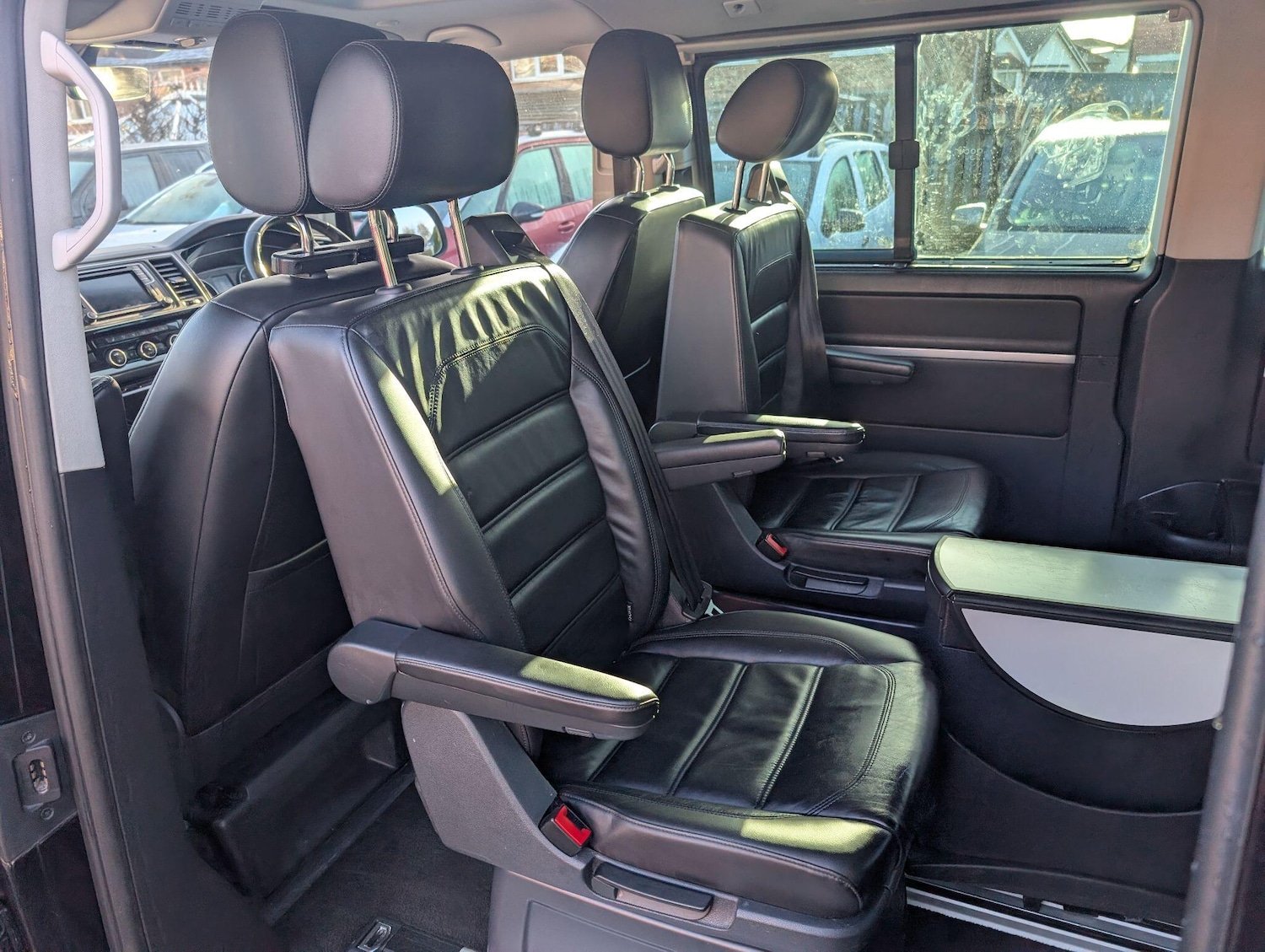 Used Volkswagen Caravelle 2016 for sale - 76701103: Photo 61