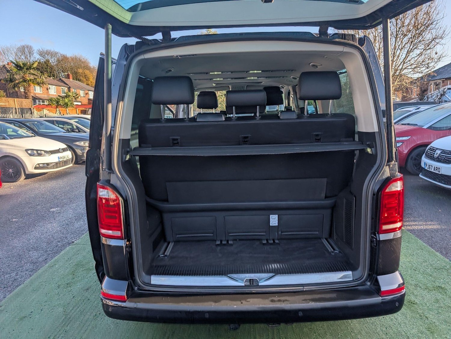 Used Volkswagen Caravelle 2016 for sale - 76701103: Photo 62