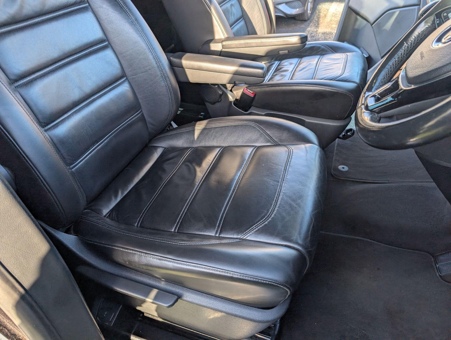 Used Volkswagen Caravelle 2016 for sale - 76701103: Photo 75