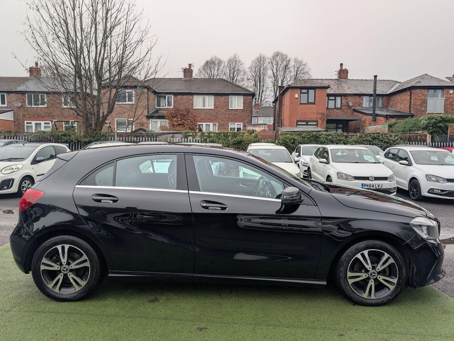 Used Mercedes-Benz A-Class 2017 for sale - 76989907: Photo 28