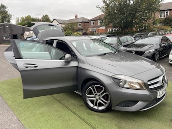 Used Mercedes-Benz A-Class 2015 for sale - 76306921: Photo 3