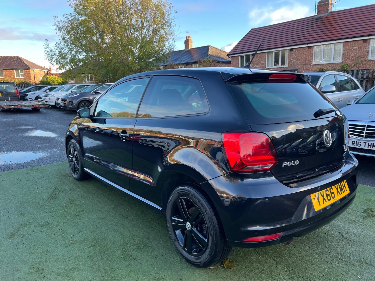 Used Volkswagen Polo 2016 for sale - 76349363: Photo 6