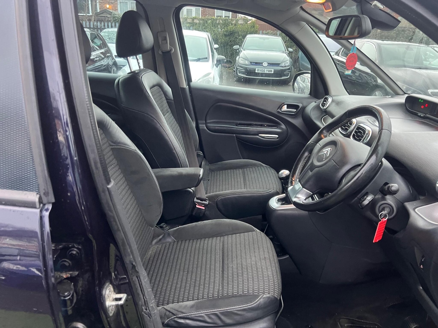 Used Citroen C3 Picasso 2013 for sale - 77320625: Photo 36