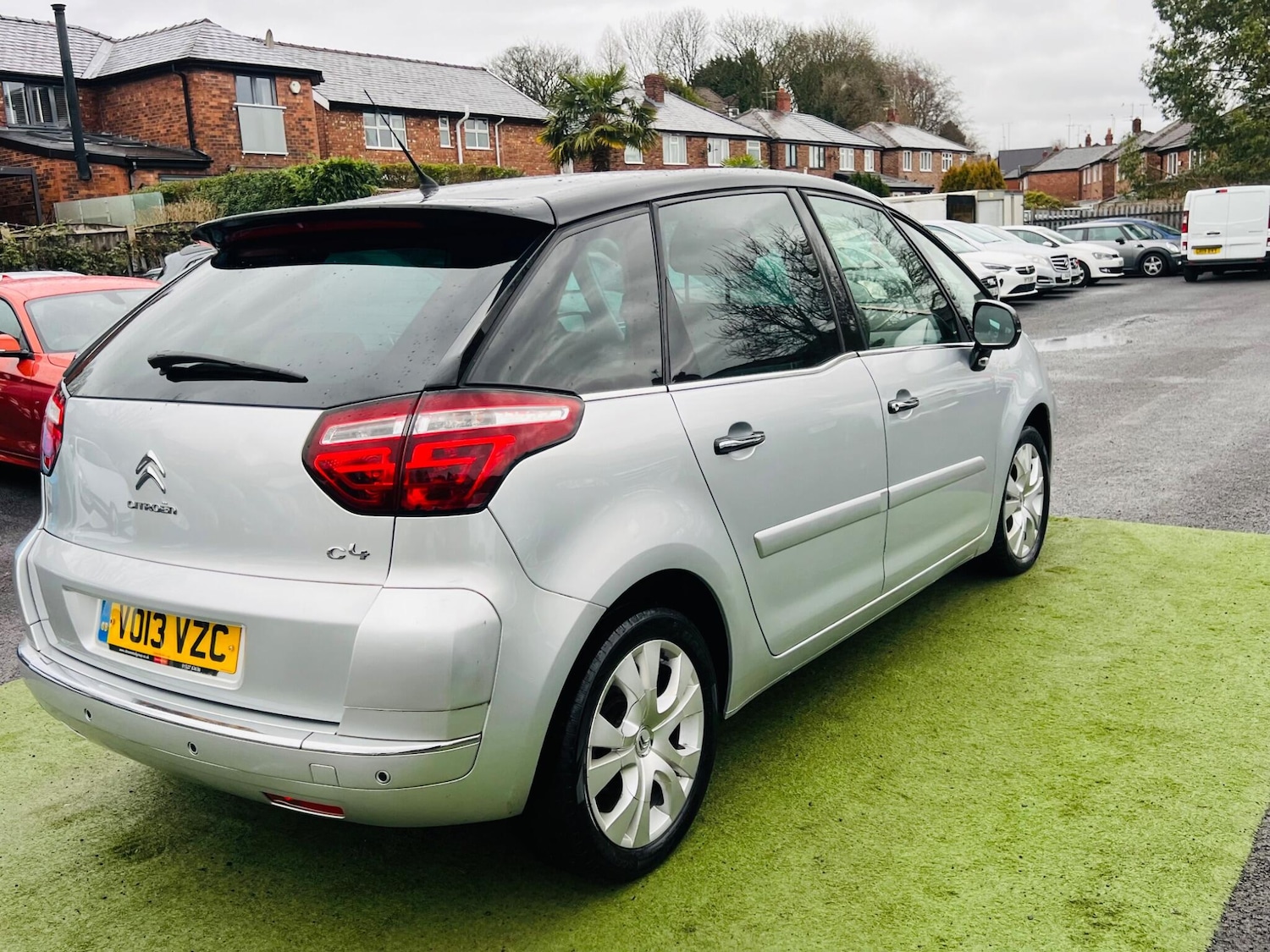 Used Citroen C4 Picasso 2013 for sale - 77683625: Photo 25