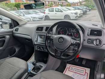 Used Volkswagen Polo 2017 for sale - 75400951: Photo