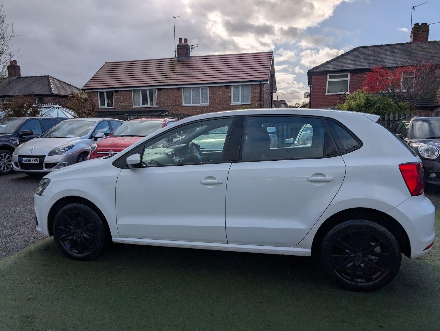 Used Volkswagen Polo 2014 for sale - 76314405: Photo 18