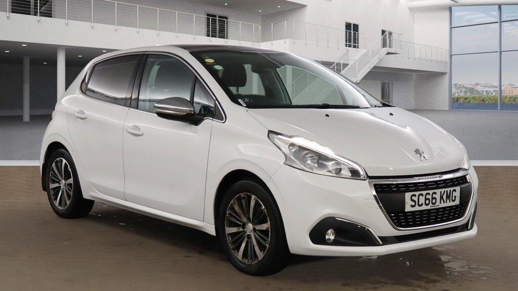 Used Peugeot 208 2016 for sale - 76360284: Photo 1