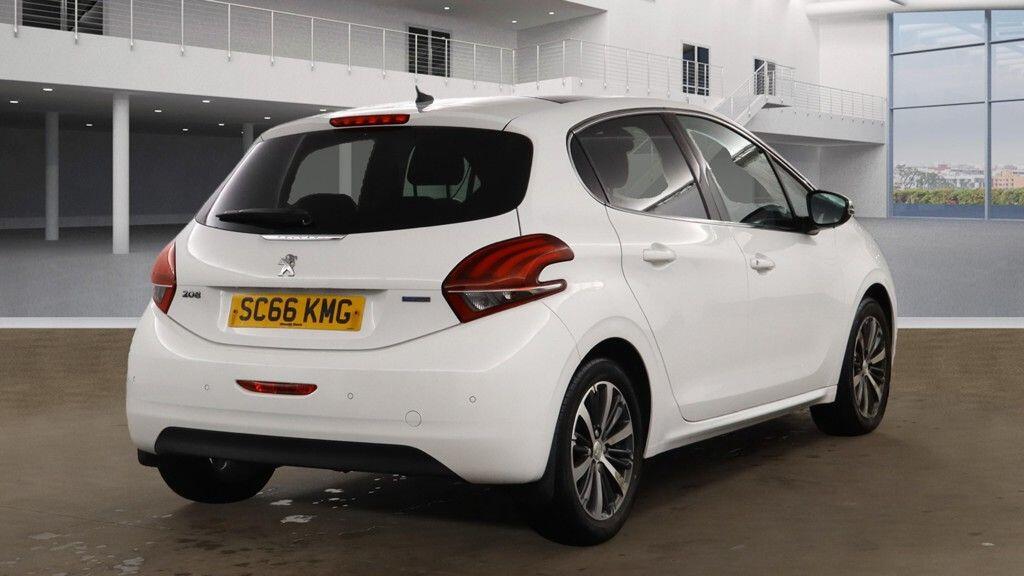 Used Peugeot 208 2016 for sale - 76360284: Photo 4