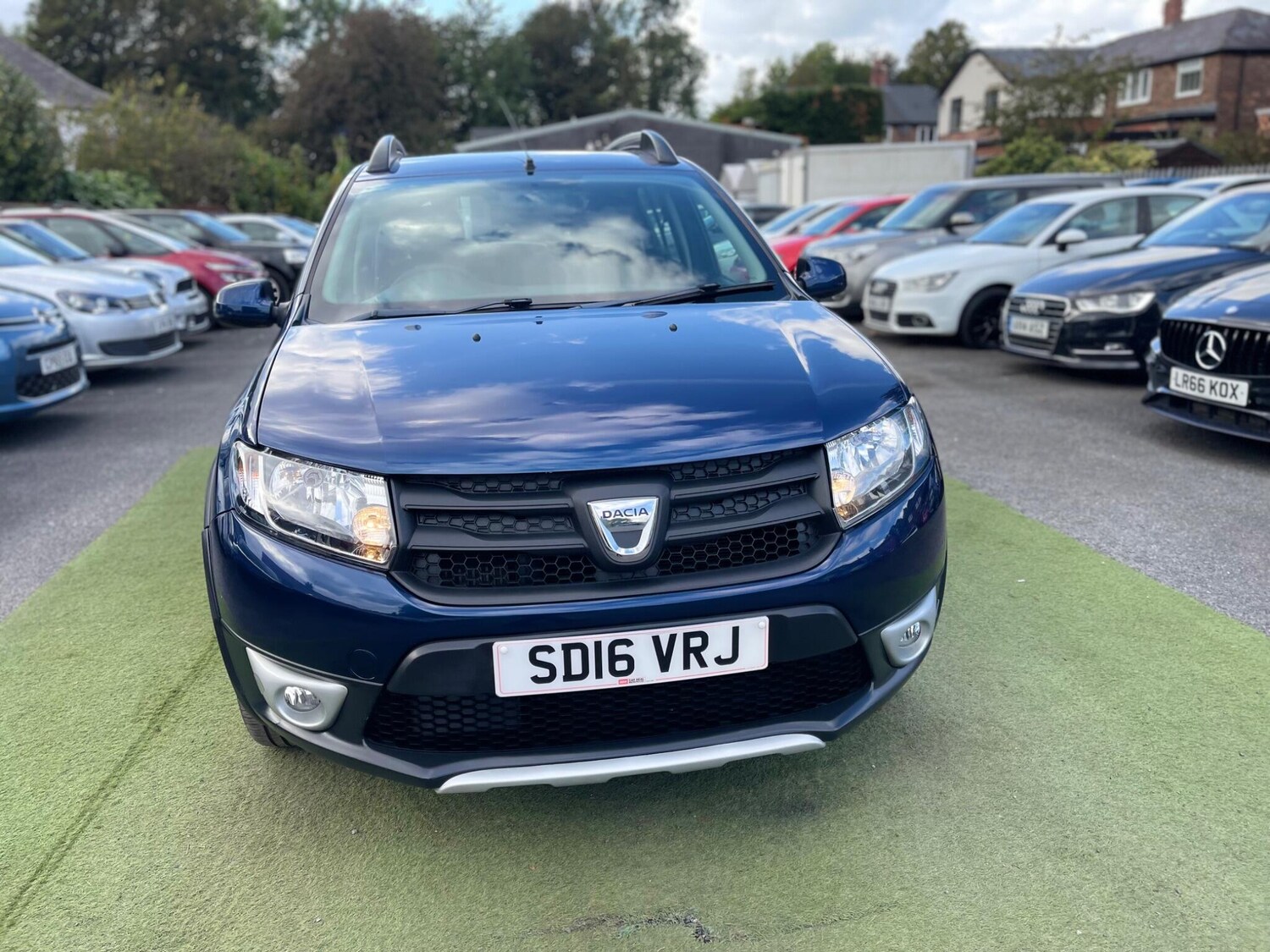 Used Dacia Sandero Stepway 2016 for sale - 76108922: Photo 11