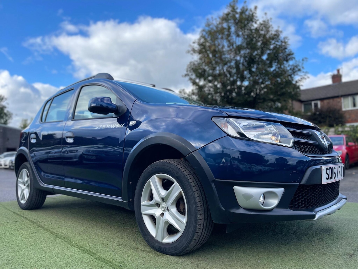 Used Dacia Sandero Stepway 2016 for sale - 76108922: Photo 3