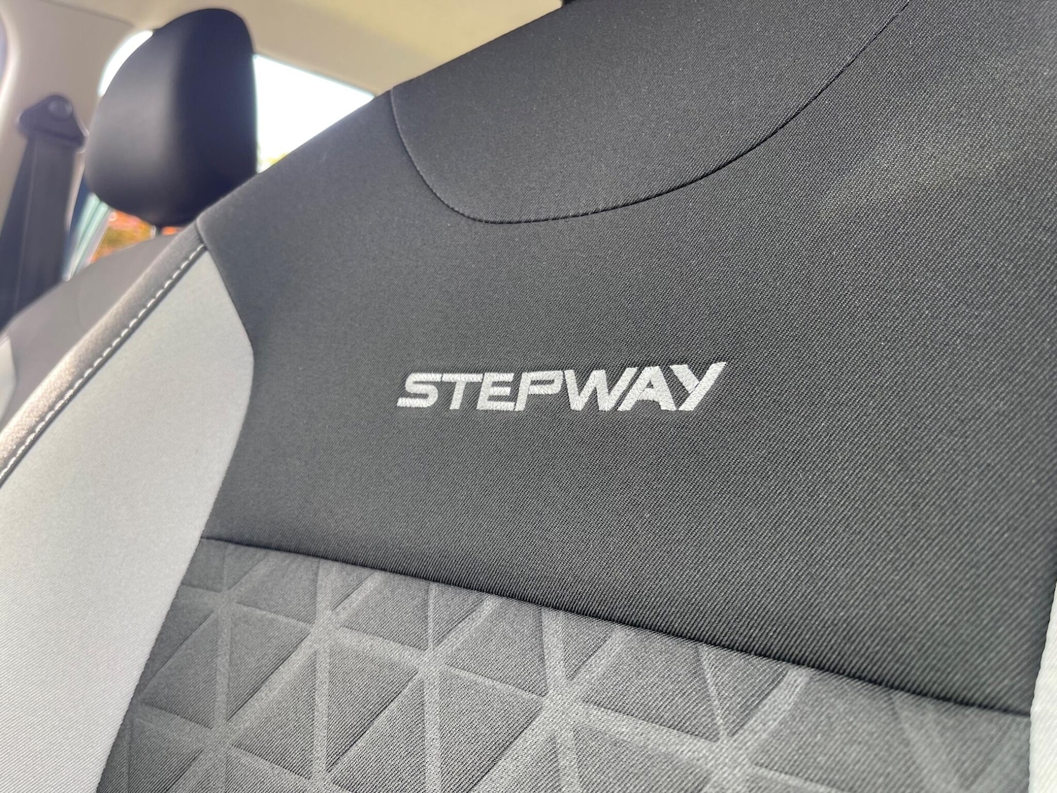 Used Dacia Sandero Stepway 2016 for sale - 76108922: Photo 52