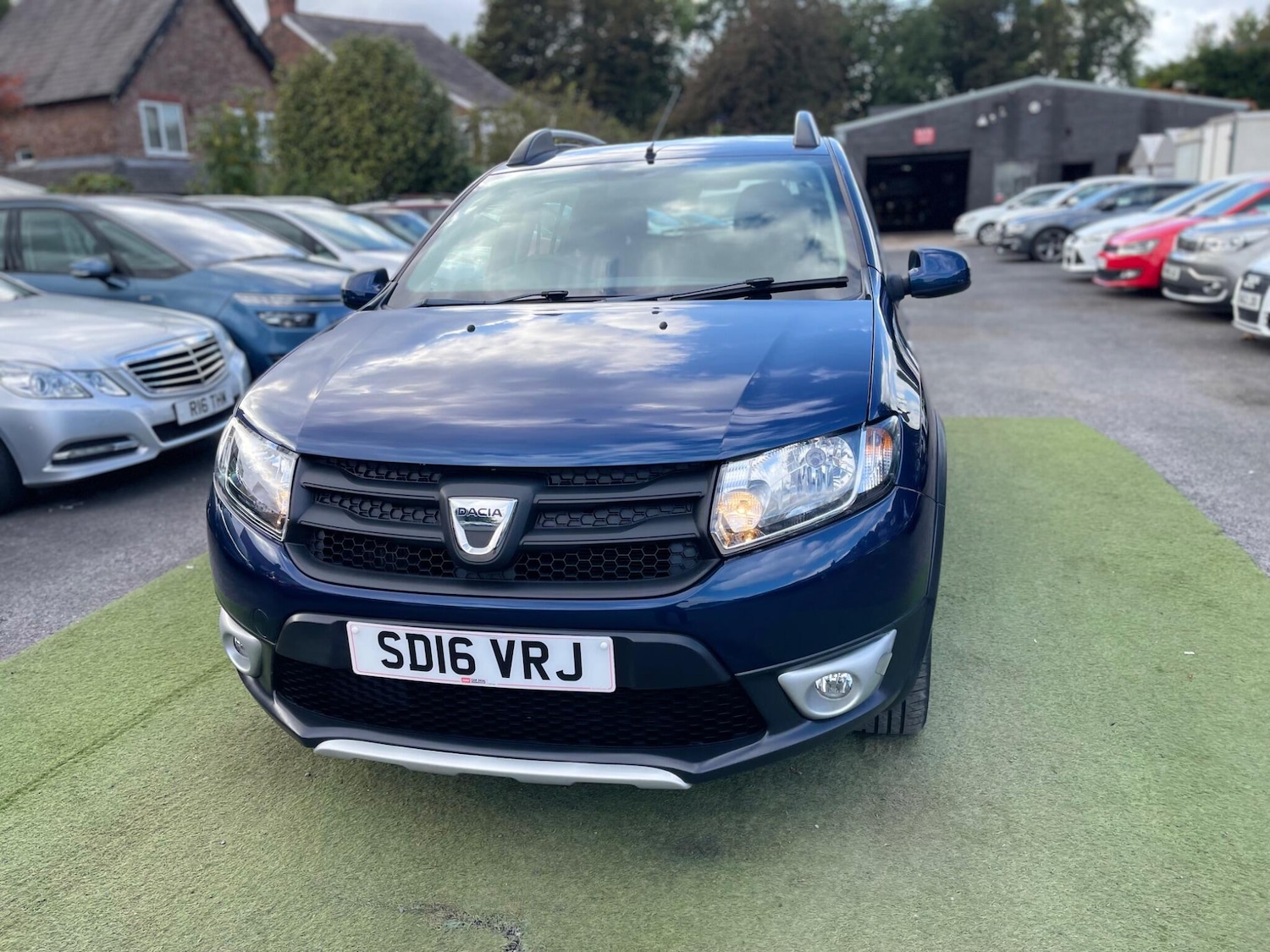 Used Dacia Sandero Stepway 2016 for sale - 76108922: Photo 9