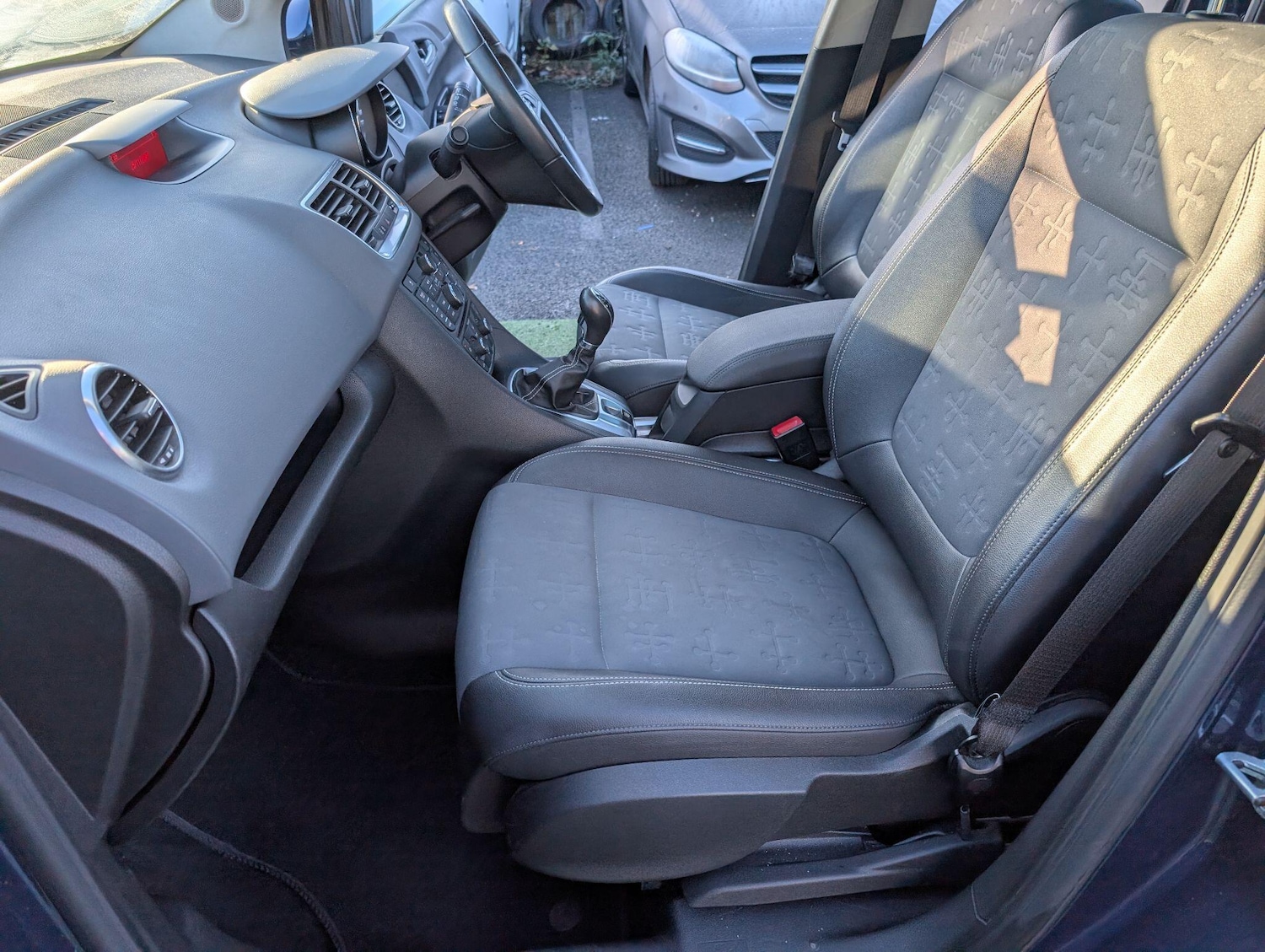 Used Vauxhall Meriva 2012 for sale - 77202658: Photo 30