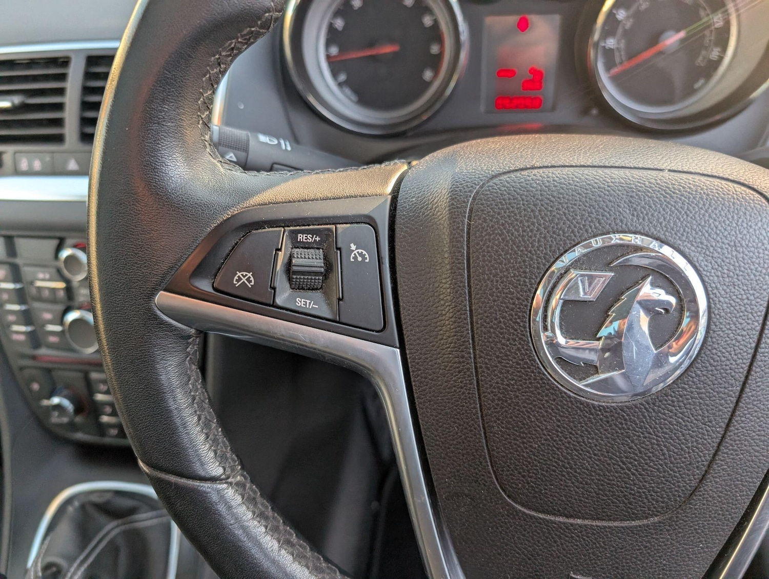 Used Vauxhall Meriva 2012 for sale - 77202658: Photo 40