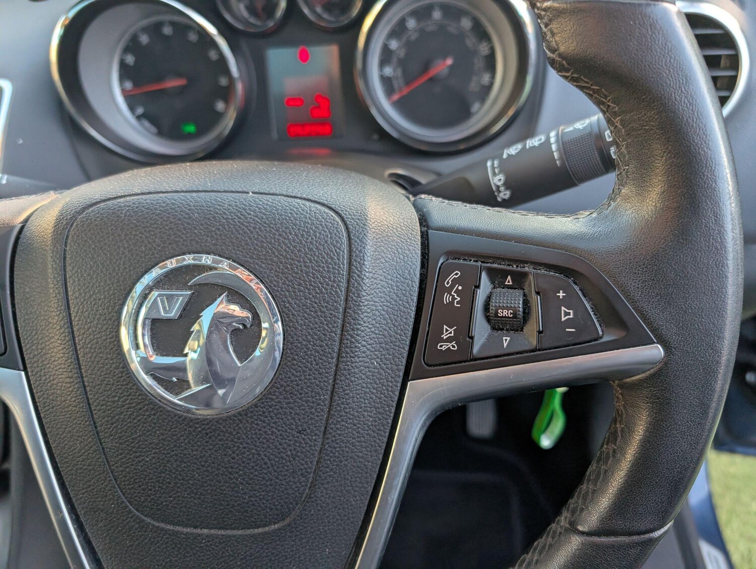 Used Vauxhall Meriva 2012 for sale - 77202658: Photo 41