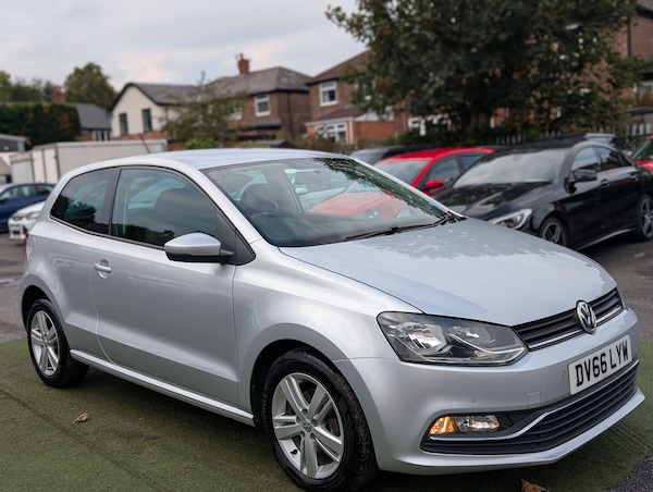 Used Volkswagen Polo 2017 for sale - 75302228: Photo 1
