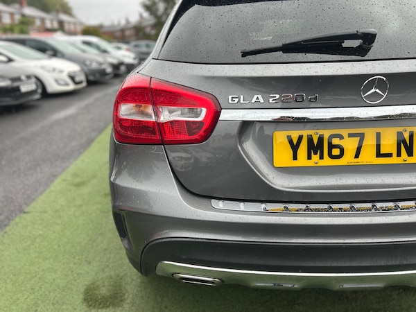 Used Mercedes-Benz GLA 2018 for sale - 76175331: Photo 42