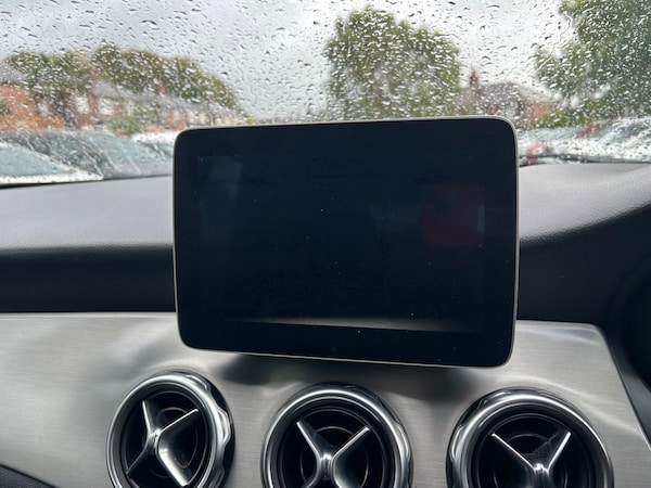 Used Mercedes-Benz GLA 2018 for sale - 76175331: Photo 66