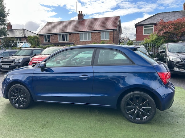 Used Audi A1 2011 for sale - 76189503: Photo 30